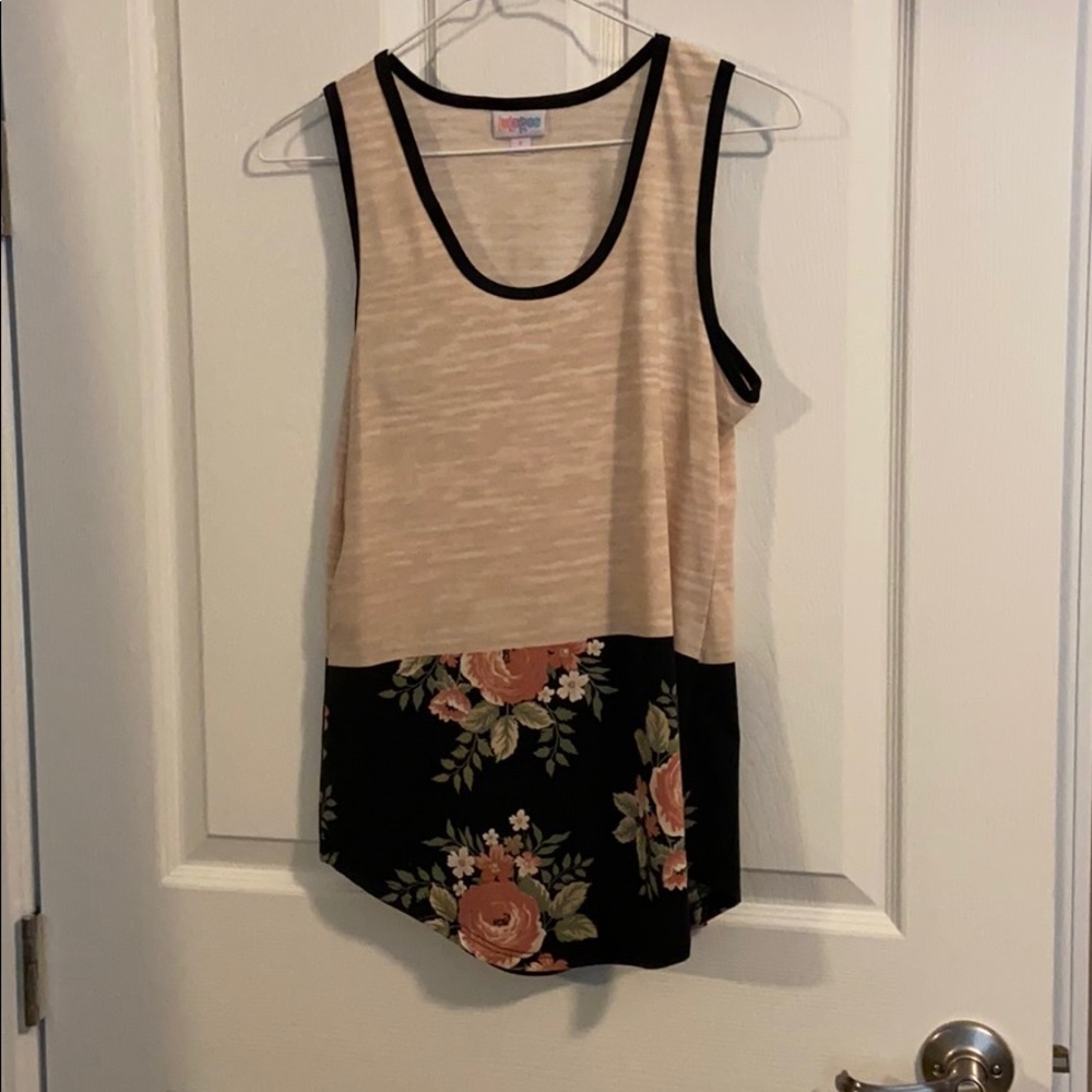 NWOT - LulaRoe tank - small